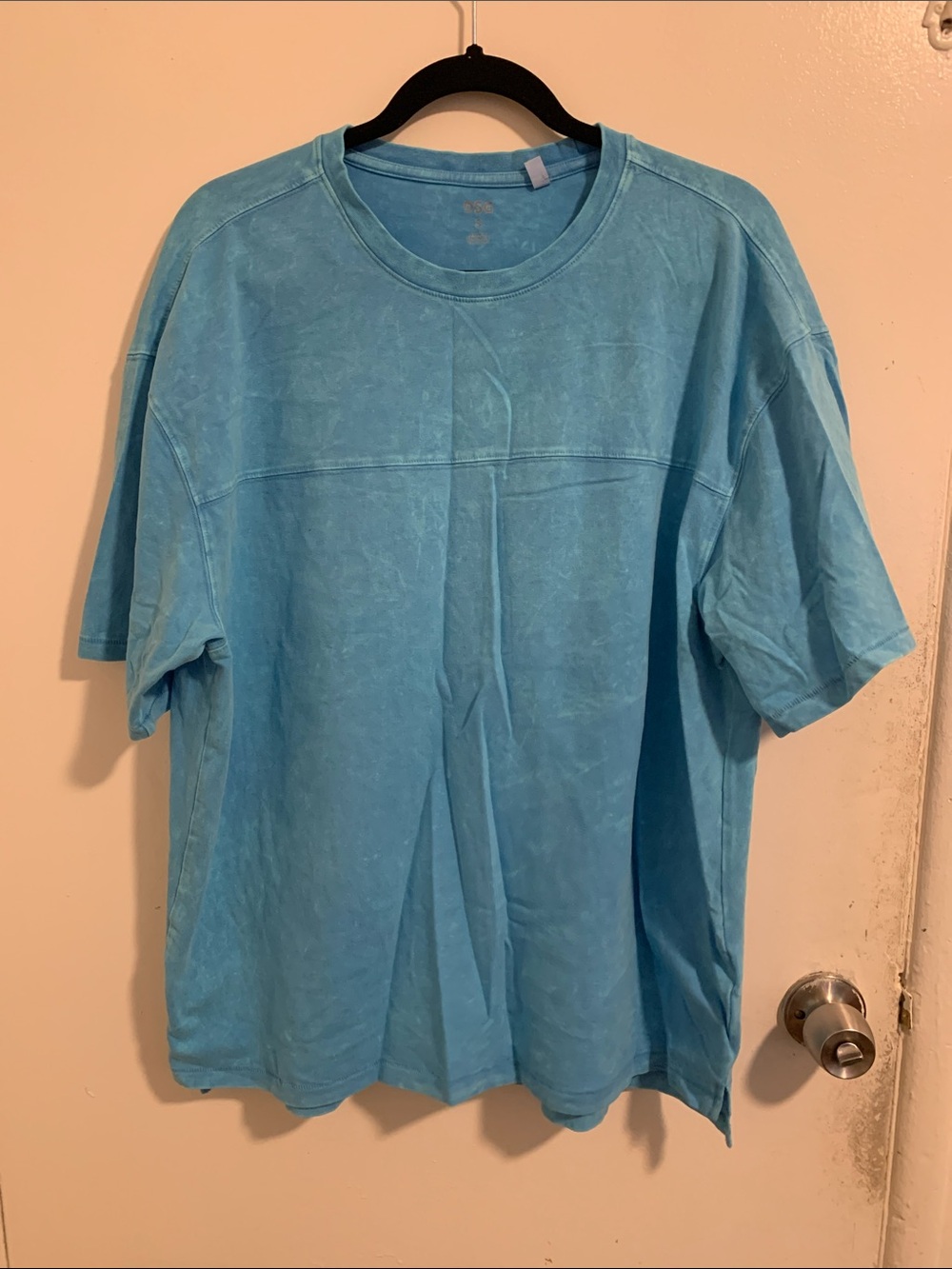 Men’s blue DSG cotton tee! Like new